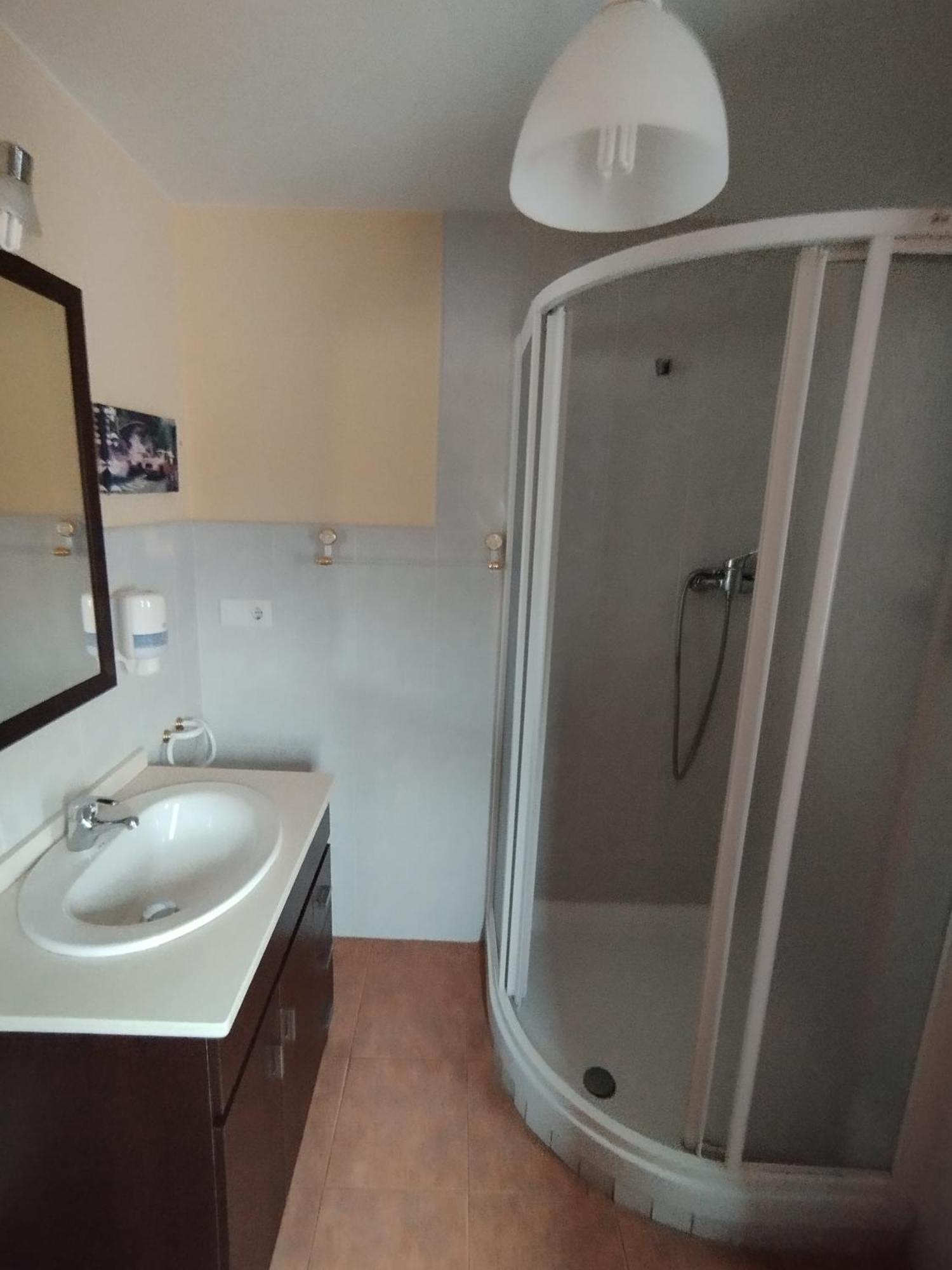 Hostal Bordillas Pomaluengo Eksteriør bilde